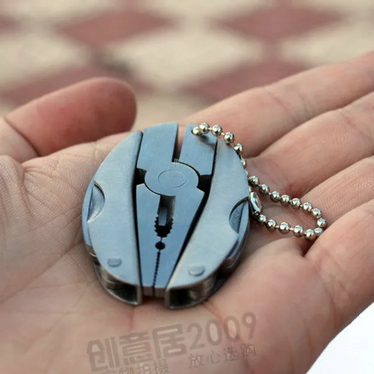 К повседневной одежде многофункциональные плоскогубцы мини складные цепочка