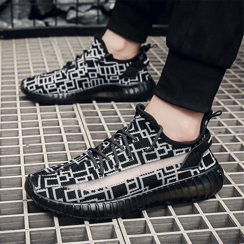 

Breathable Comfortable Outdoor Sports Shoes Male Mesh Light Plus Size Running Footwear Sneakers Men Trainers Zapatillas Hombre