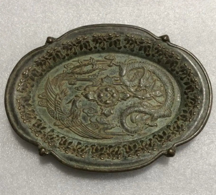 

Китай, архаизовая латунная дисковая статуя