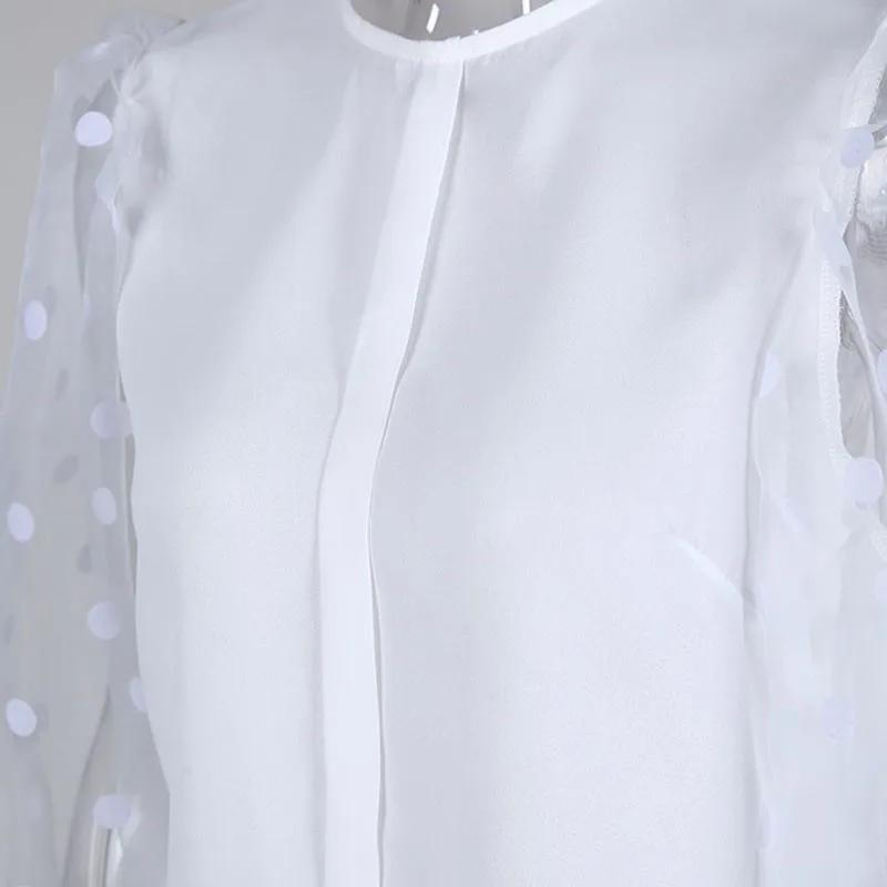 Модная женская блузка с длинными рукавами-фонариками в горошек мешковатая