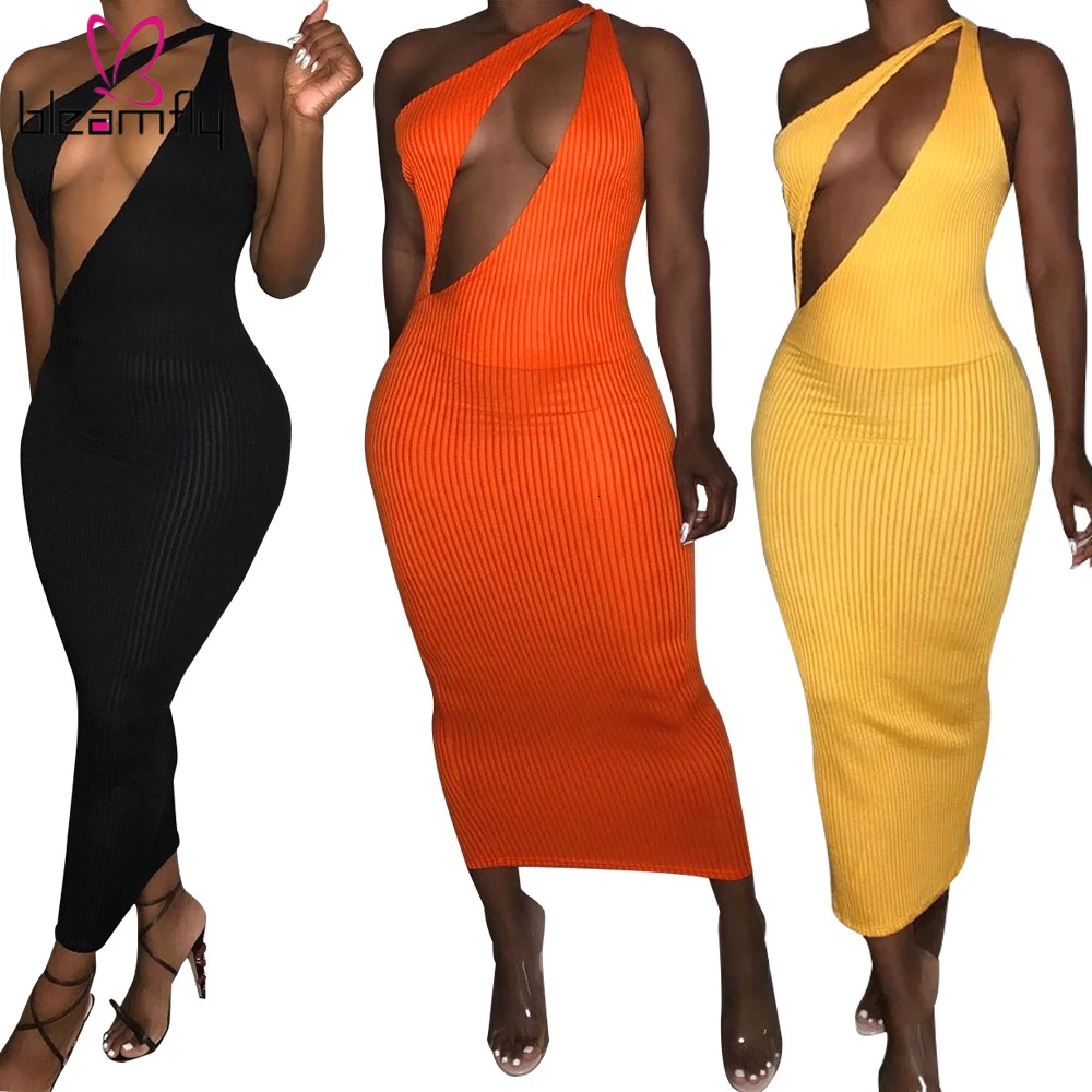 Женское платье с вырезом спереди на одно плечо без рукавов косой шеей вязаное