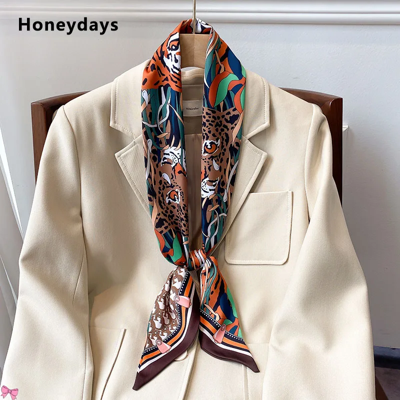 

Luxury Brand Animal Print Pointed Long Silk Scarf Wrist Towel Neckerchief Headband for Ladies Multi-function Decorative Scarves