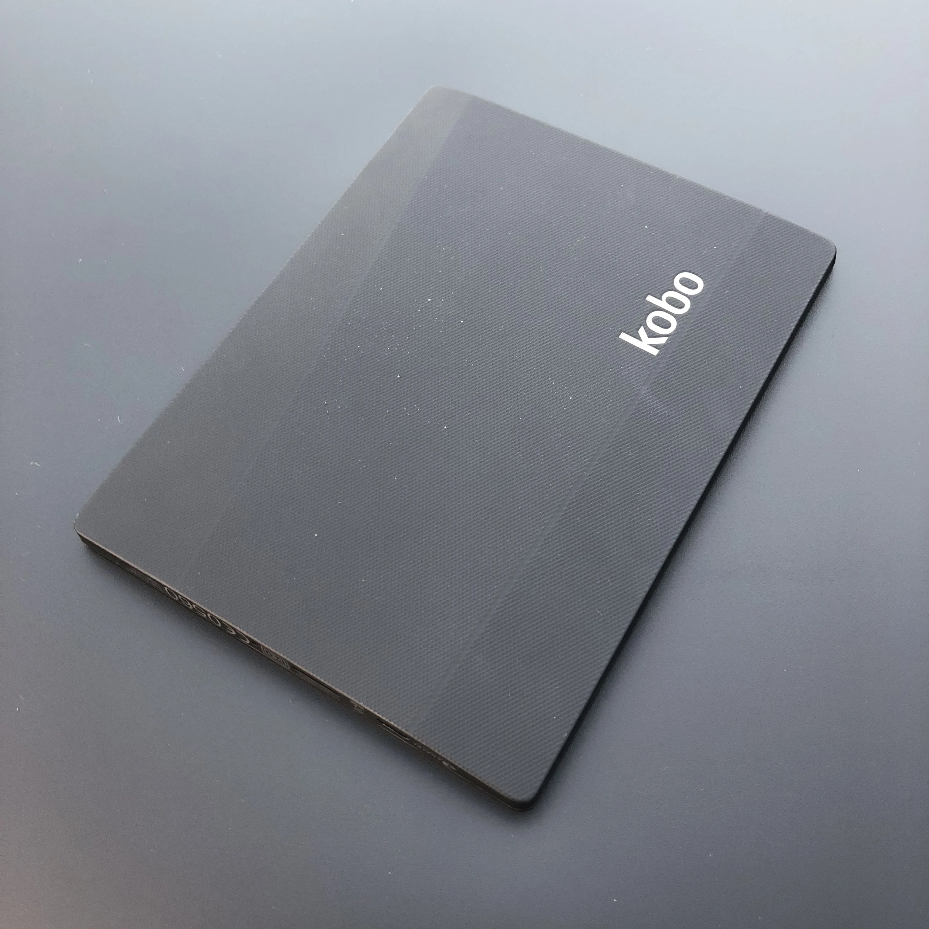 Электронная книга Kobo Aura ebook reader e ink 6 дюймов 1024x758 N514 Встроенный задний светильник