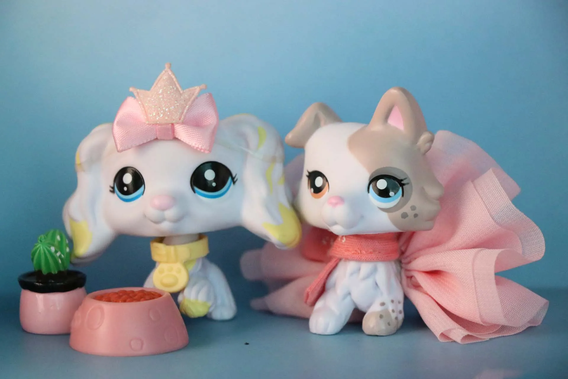 Новые на заказ OOAK фигурки колли Тирамису с вертикальными ушами, разными глазами и банановый кокер-спаниель с аксессуарами (2 шт.)