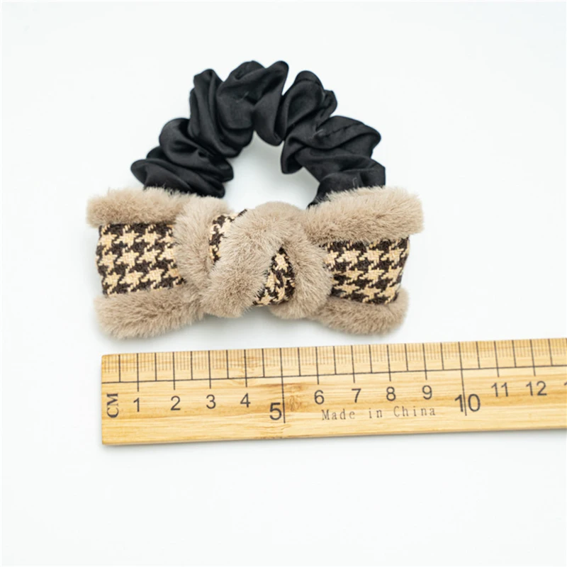 

Korean Girl Vintage Faux Fur Bowknot Hair Rope Plaids Hair Ring Elastic Hair Bands For Women Holder Hair Accessories