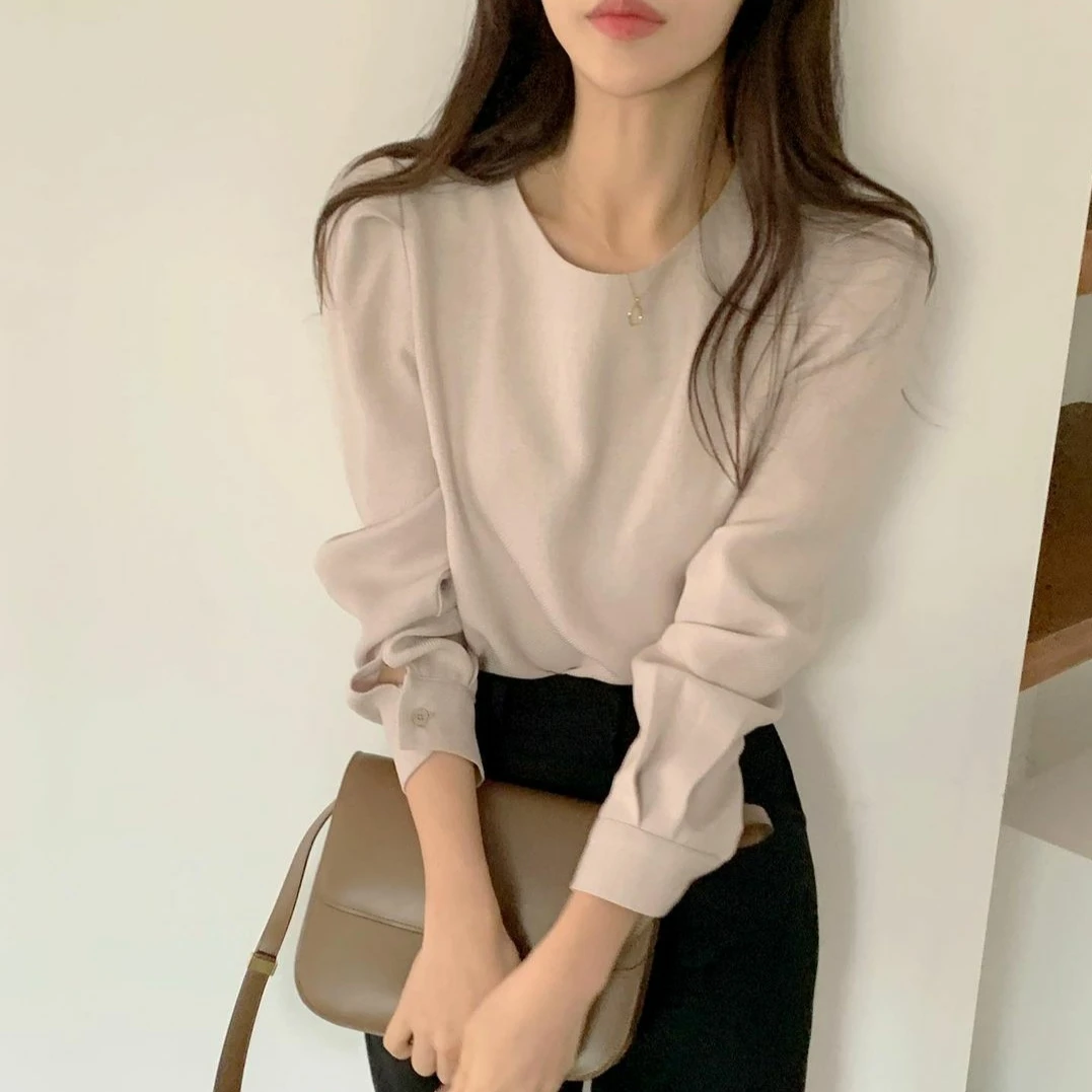 

Casual Shirt Women 2021 Spring Korean Puff Sleeve Loose Female Blouse Office Lady O-neck Woman Blouses