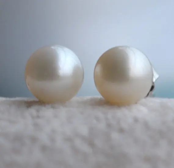 

New Style White Round Pearl Earrings 6mm Wedding Jewelry Real Freshwater Pearl Earrings 925 Silver Stud Fashion Women Gift