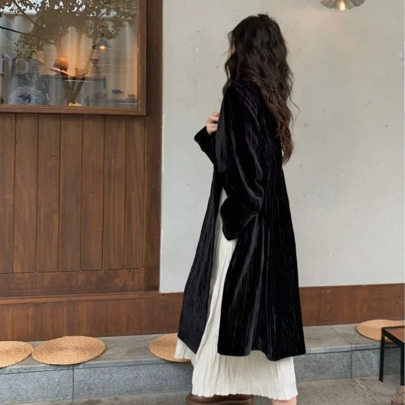 Женский тренчкот с бархатной подкладкой черный длинный в Корейском стиле