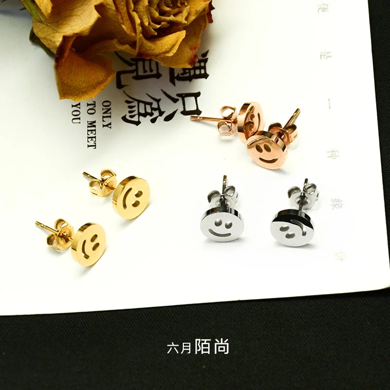 

Simple Small Hollow Out Smiley Stud Earrings For Women Gifts Fashion Gold Color Stainless Steel Ear Aretes Birthday Jewelry 2020
