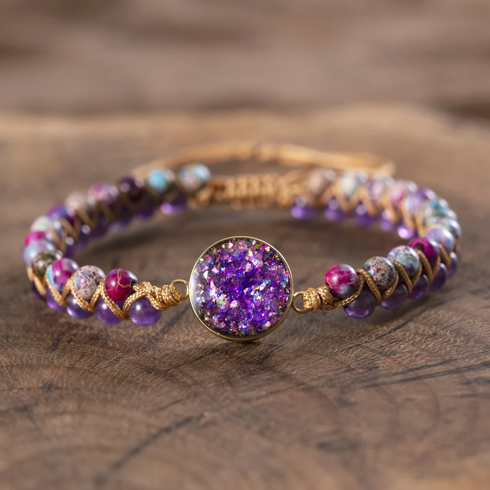 Браслеты ручной работы с опалом из натуральных фиолетовых камней