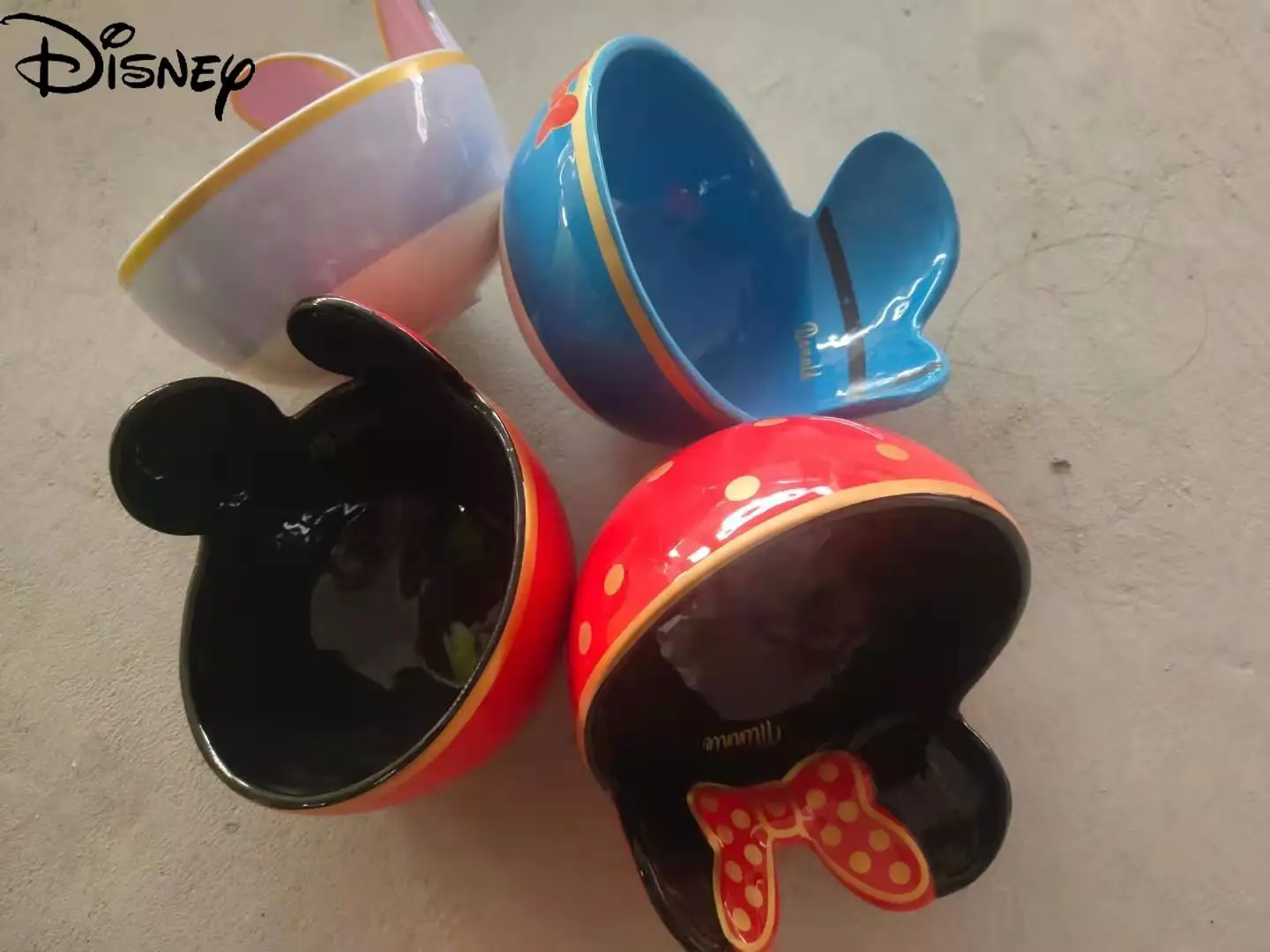 

Disney Methnie Mickey Cute Ceramics West Bowl of Glaze Colored Card