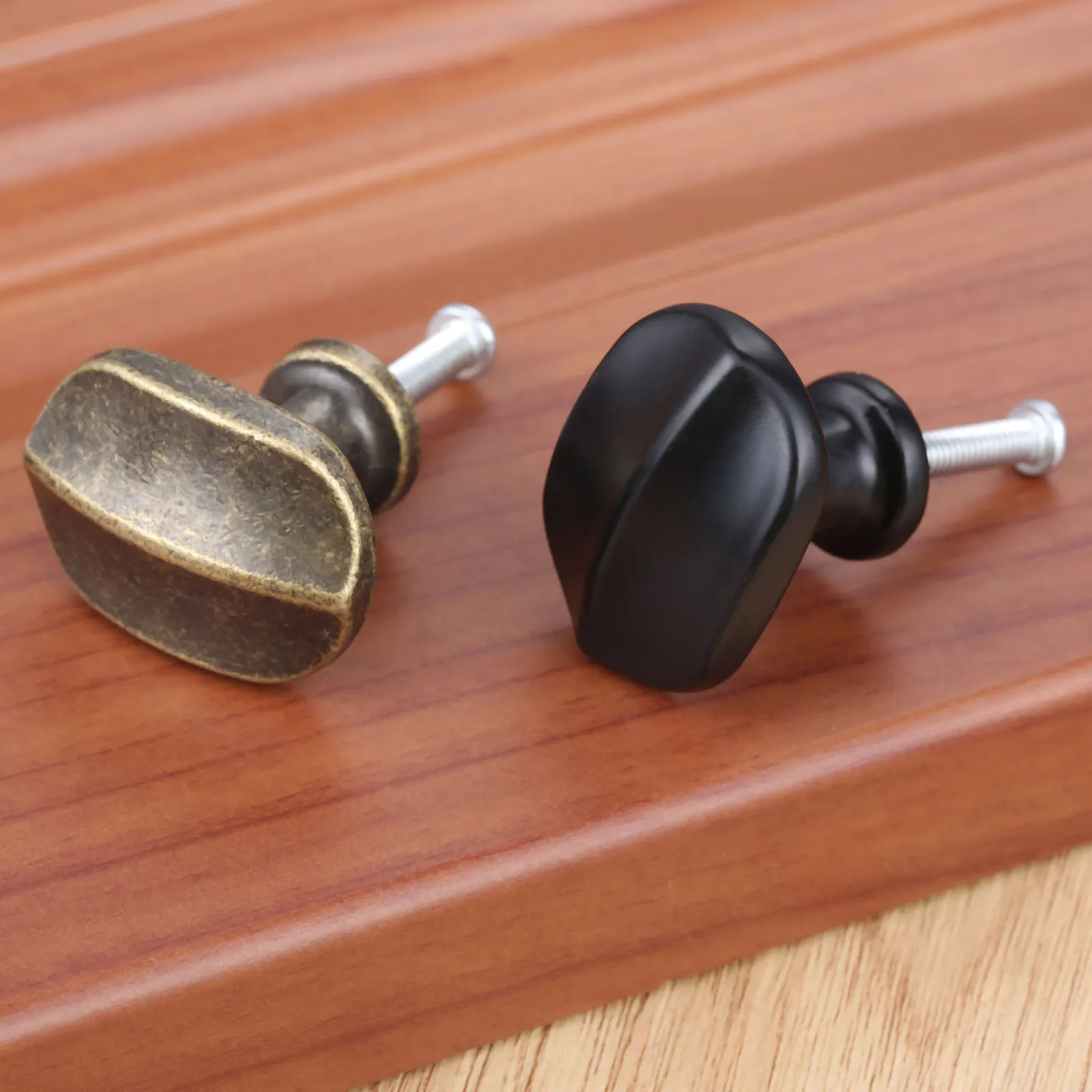 

Antique Alloy Oval Single Hole Handle and Knobs Black Cabinet Handles Door Handle Cupboard Drawer Kitchen Pull Furniture