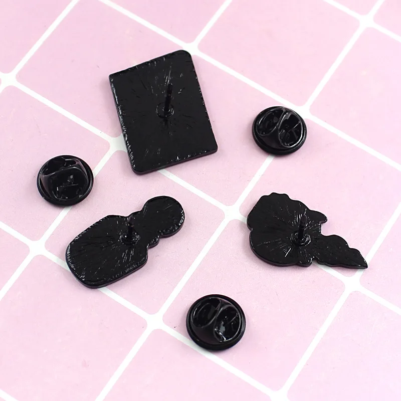 1 шт. брошь свечка в виде черепа черная эмалированная булавка ведьмы на Хэллоуин