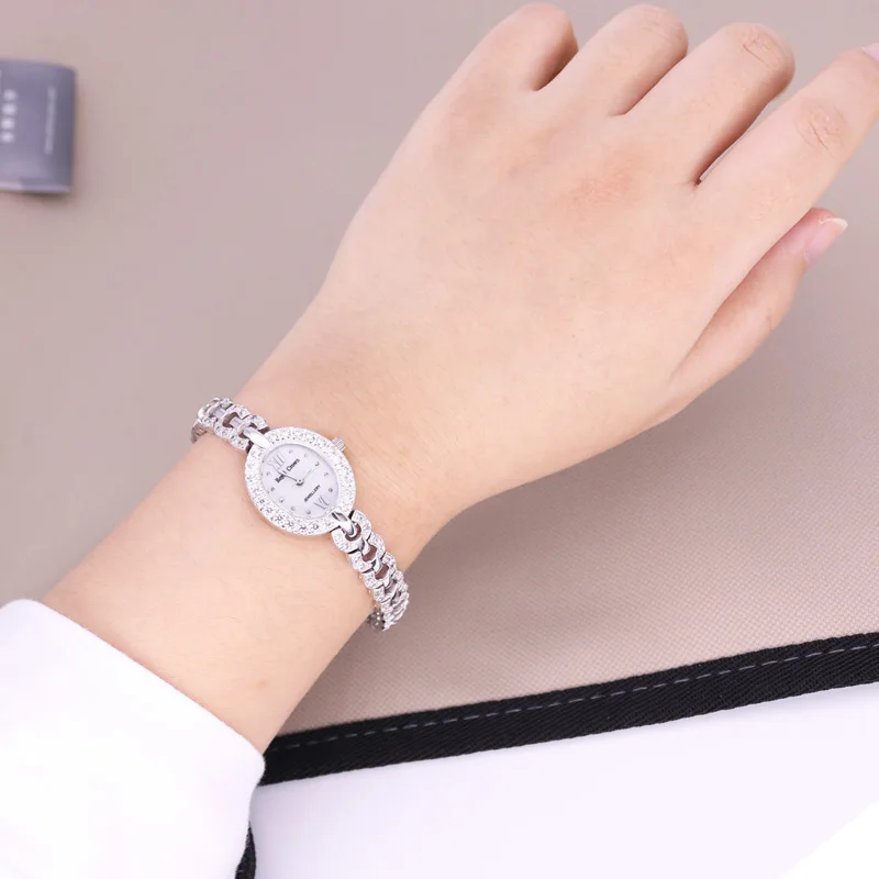 

SMALL ROYAL CROWN LADY WOMEN'S WATCH JAPAN QUARTZ HOURS FASHION CLOCK BRACELET LUXURY RHINESTONE BLING GIRL'S BIRTHDAY GIFT BOX