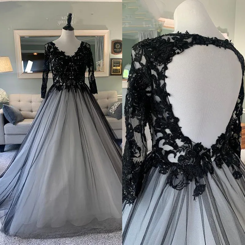 

Gothic Black Lace Wedding Dress Princess V Neck Appliqued Long Sleeves Backless Sweep Train Plus Size Bridal Gowns Formal Wear