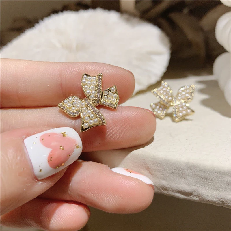 

Lovely Pearl Butterfly Earrings For Women S925 Silver Needle Korean Temperament Stud Contracted Geometric Spring Серьги 2021 New