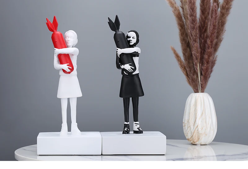 Роскошный 32 см белый/черный современное искусство бомба Hugger Banksy Девушка уличное статуя из смолы креативный