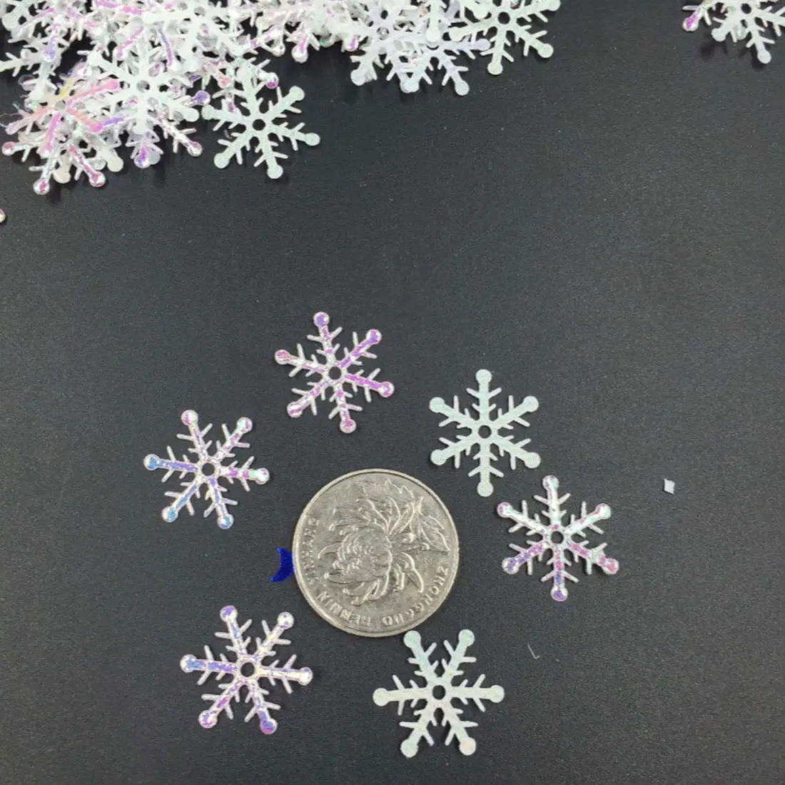 100/200/300pcs Рождественская елка украшения снежинки, белый, зеленый и золотой Пластик искусственный снег рождественские украшения для дома