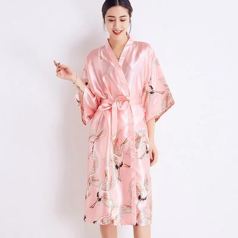 Японский Стиль Длинные свободные атласная Павлин Женская юката платье пижамы