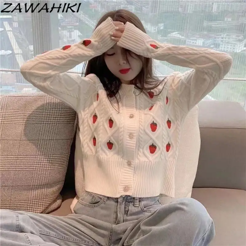 

ZAWAHIKI Autumn Loose Long Sleeve Knitwear Women's Outer Wear New Tops O Neck Strawberry Embroidery Sweet Sweater Cardigan