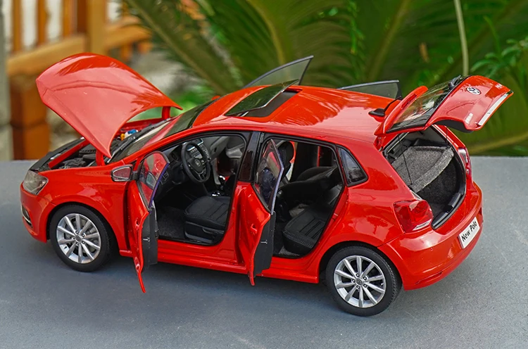 Высокая тщательная 1:18 VW 2012 2013 POLOGTI сплав модель автомобиля статические металлические модельные автомобили оригинальная коробка для подарков коллекция