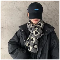 Шарфик с сердечками 

1 000 рублей#1