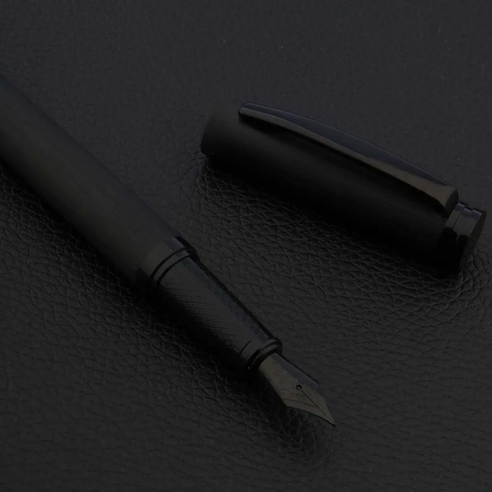 Перьевая ручка JL1996 с Черным Титановым наконечником в подарочной коробке |