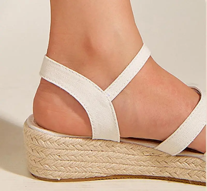 

Women Sandals 2021 New Summer Shoes Open Toe Solid Color Buckle Flat Platform Sandals Fashion Casual Outdoor Beach Ladies Shoes