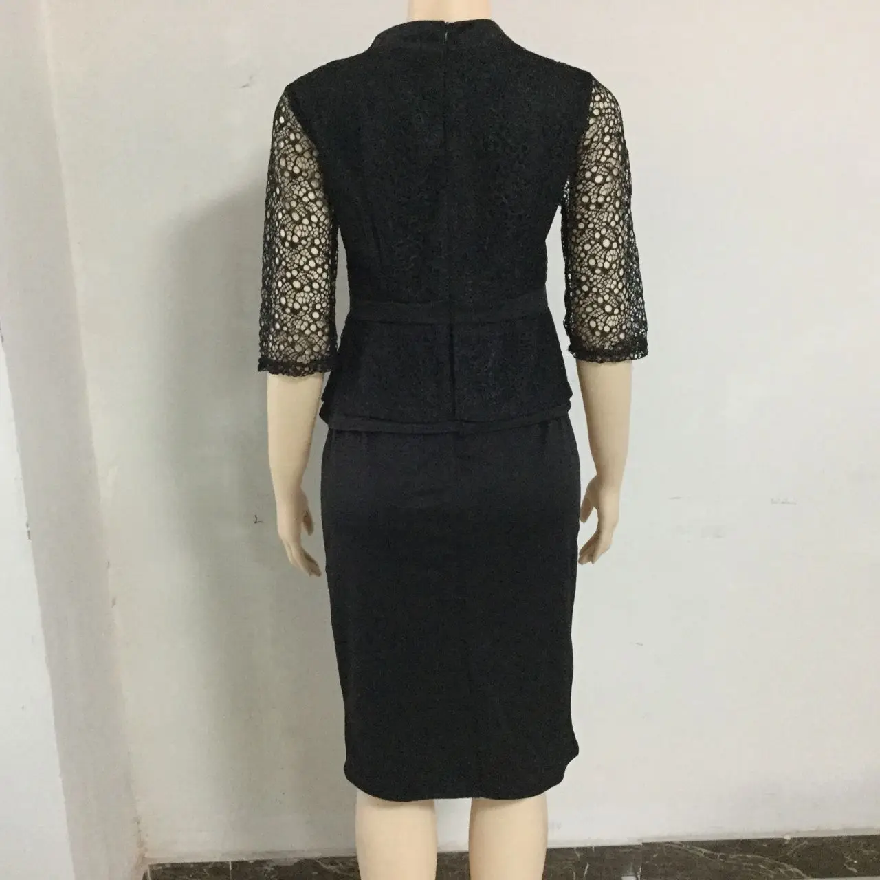 

Plus Size African Women's Dress Round Neck Belt Bowknot Lace Sleeve Large Size Dress African Dresses for Women XL-4XL