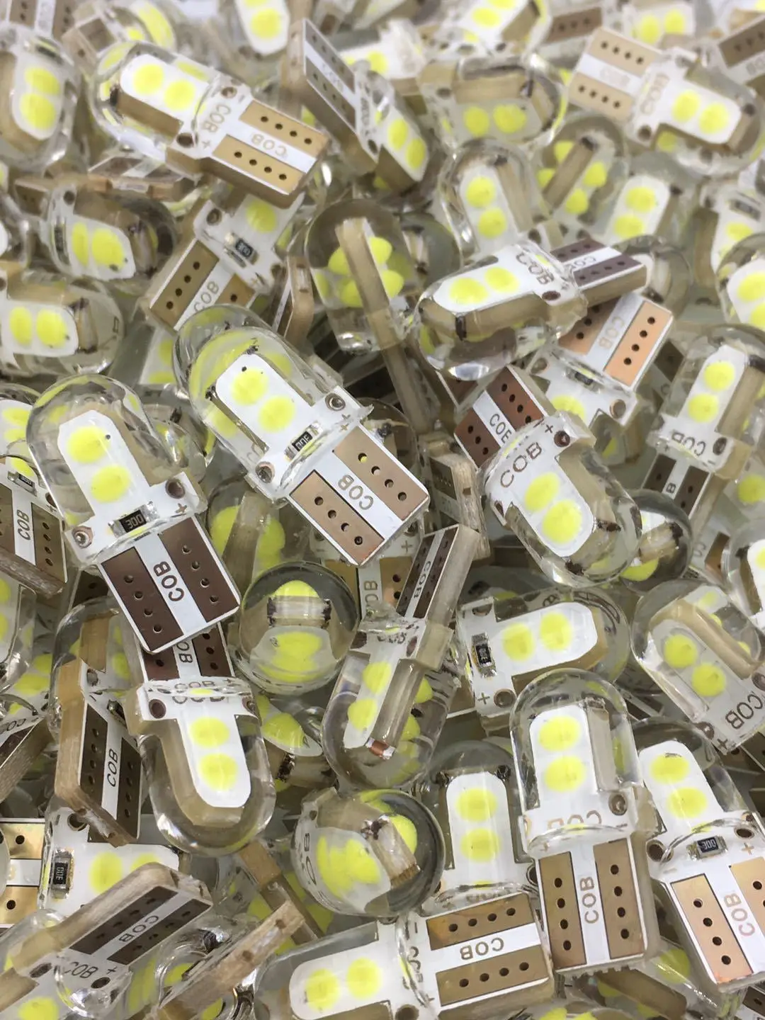 

Factory Direct Selling New Silicone Shell Decoding T10 Car Side Lamp W5w Lamp License Plate Lamp Cob Instrument Lamp