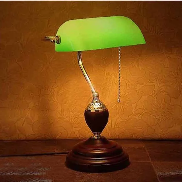 

Chiang Kai-shek of Republic old Shanghai Bank table lamp Green Cover bedroom bedside study creative diffuse Cafe Retro Lamps