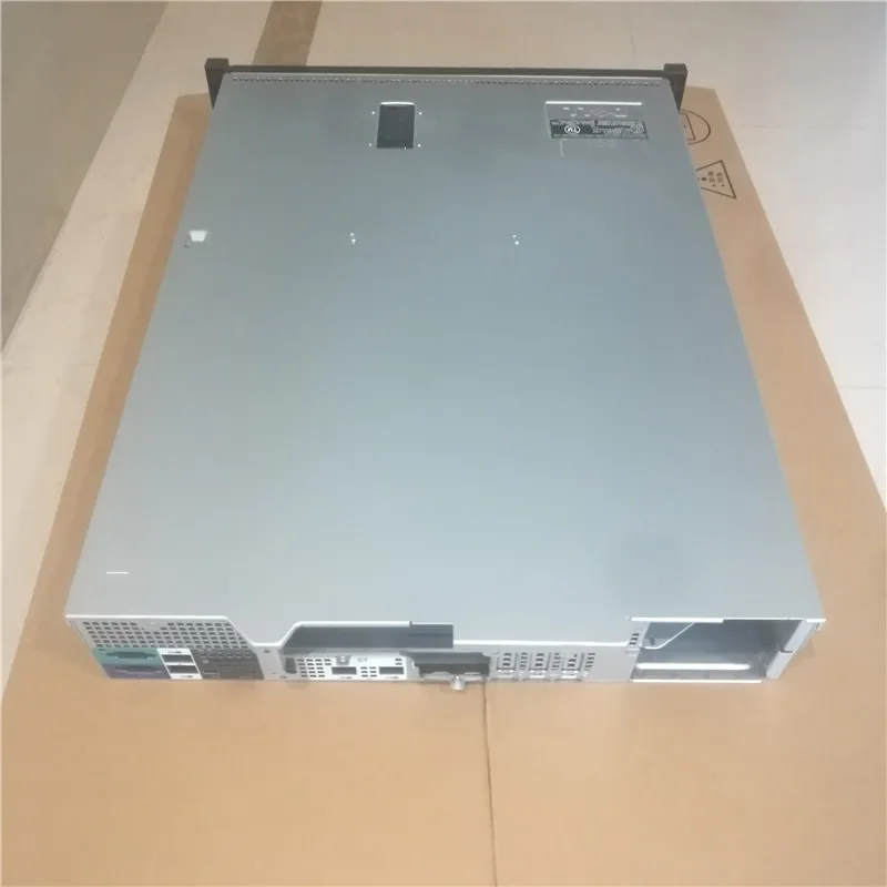

Новый сервер POWEREDGE R530 8 BAY 3,5 LFF пустой корпус с кабелем, вентилятором