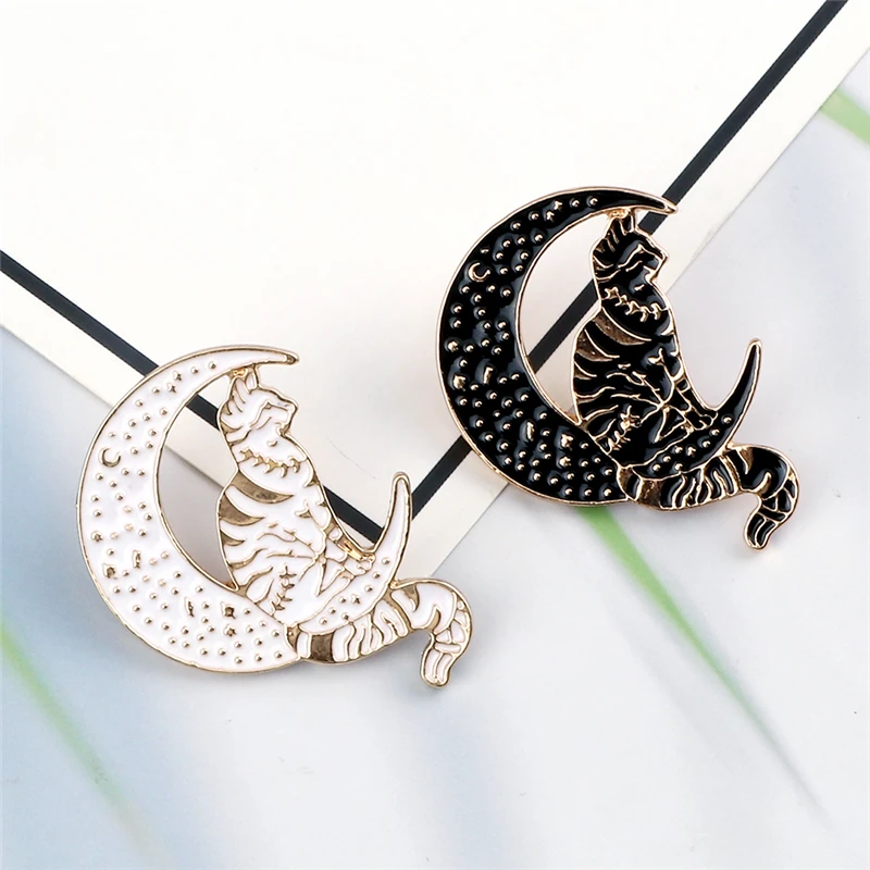 Эмалированные булавки Witch Cat Custom Moon Black and White броши кошки с отворотом сумки Craft Badge