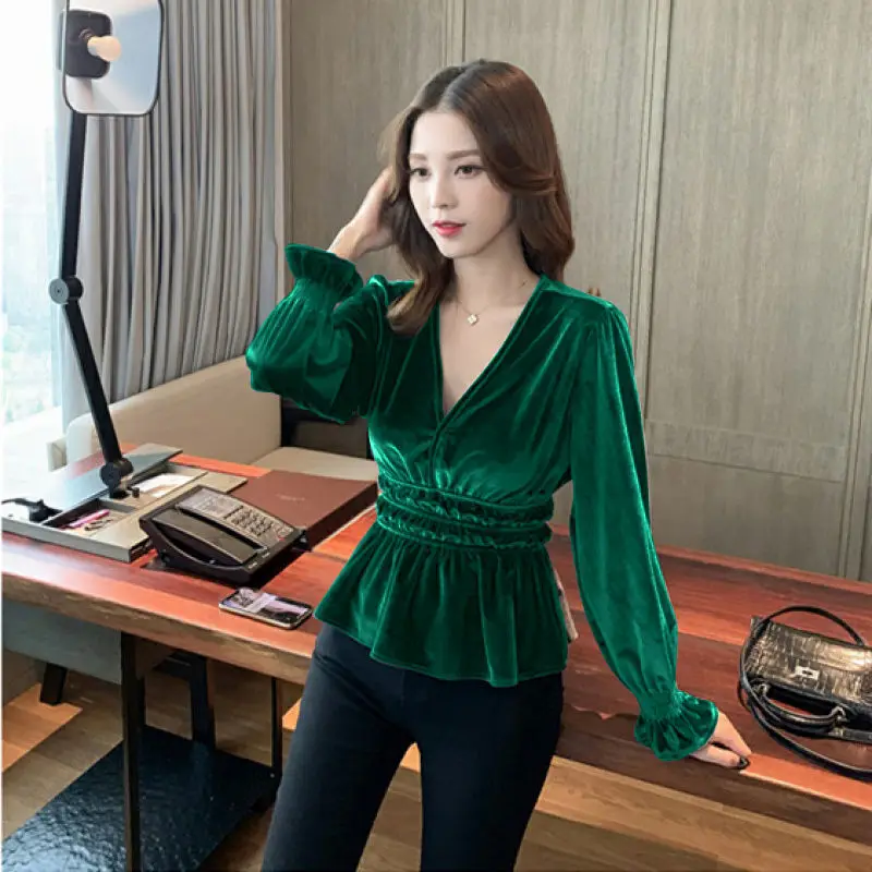 

Женская бархатная блузка с длинным рукавом и V-образным вырезом