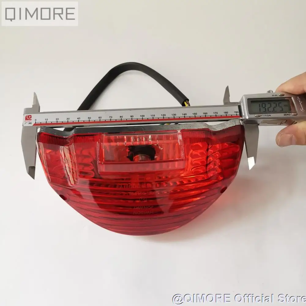 Задсветильник рь для скутера спортивный задний фонарь Roketa Bahama Sunl VIP Future Champion Baja