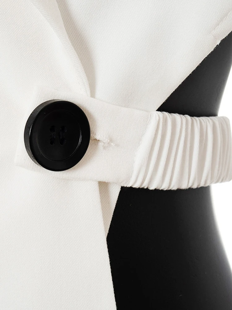 Блузка с длинным рукавом Colysmo вырезами на одной пуговице открытой спиной