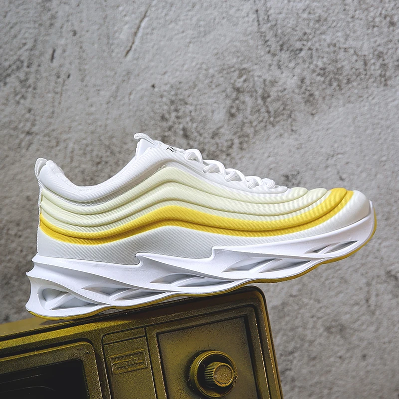 Розовые модные кроссовки красовки женская повседневная обувь сетчатая