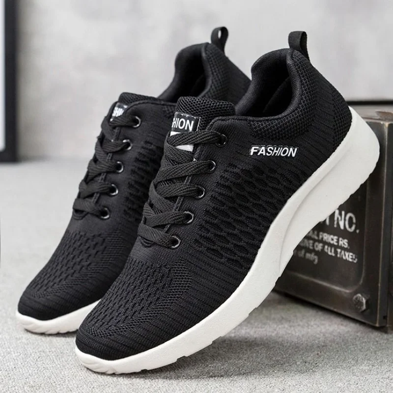 

2020 new fashion mesh shoes men's breathable mesh sports shoes summer men's shoes versatile white casual shoes