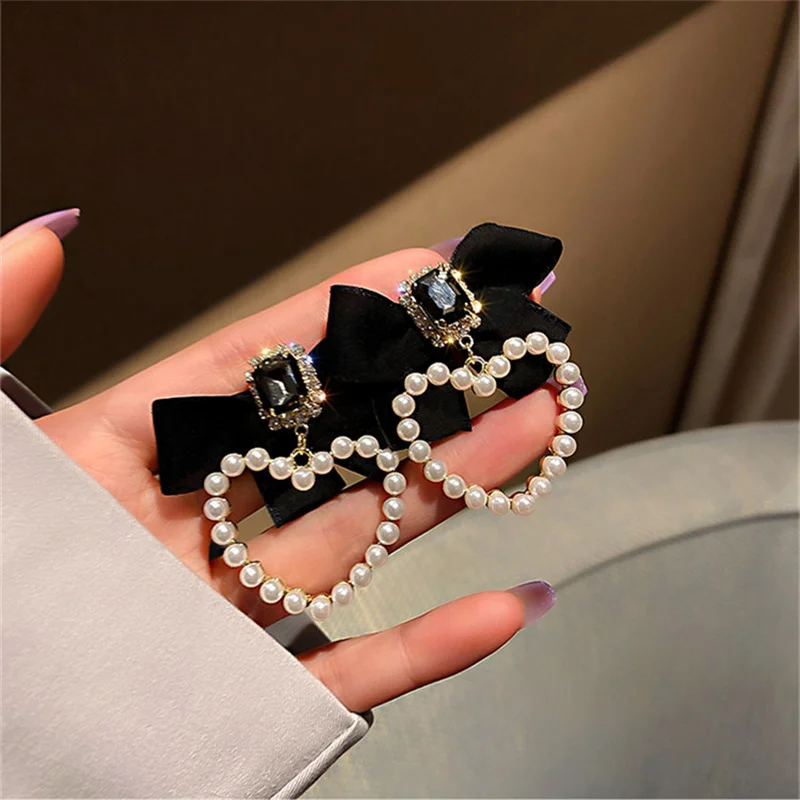 

FYUAN Korean Style Black Bowknot Crystal Dangle Earrings for Women Heart Pearl Earrings Weddings Party Jewelry Accessories