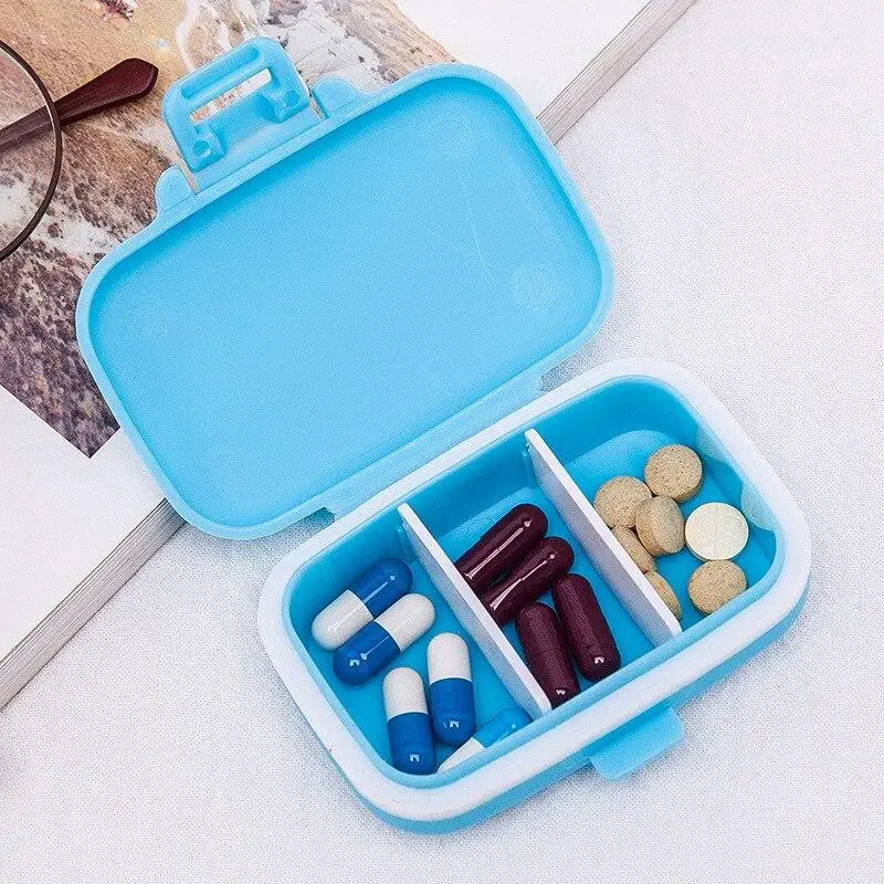 

Портативная маленькая аптечка из полипропилена с 3 отделениями, аптечка первой помощи на одну неделю, объем лекарств, ювелирные изделия, орг...