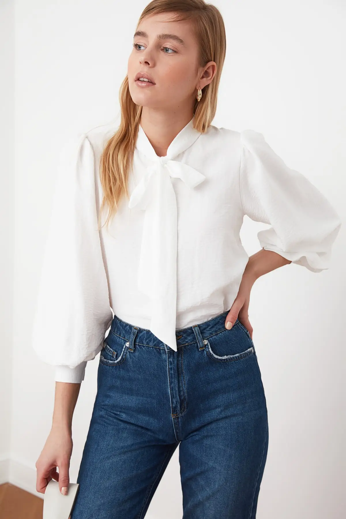 

Trendyol Scarf Shirt TWOSS21GO0098