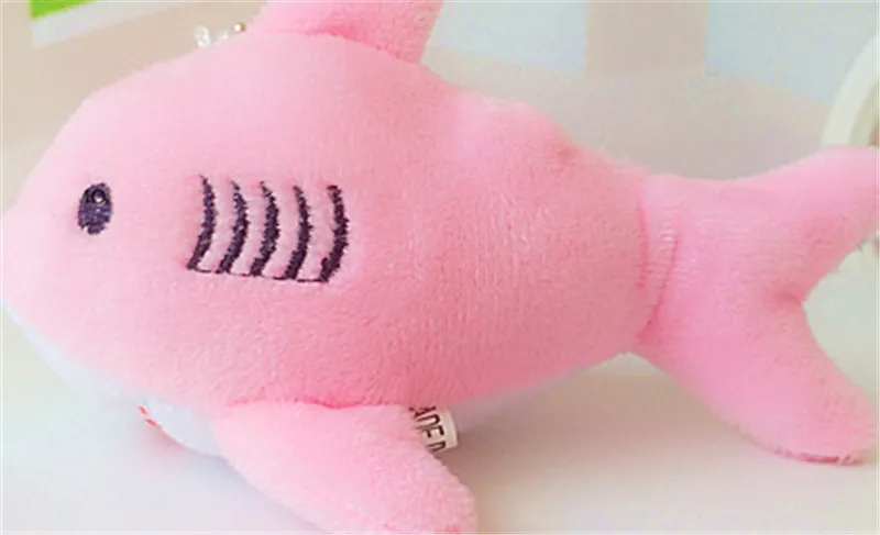 Милый плюшевый брелок с акулой женский помпоном для ключей женская сумка