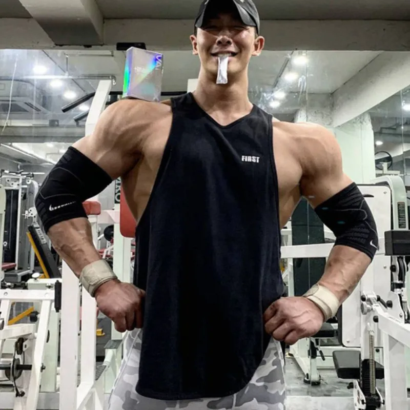 

New Men's summer Wear tank tops Cotton Tank Top Men High Quality Bodybuilding Singlet Sleeveless Slim Fit Vest Men Tank Tops