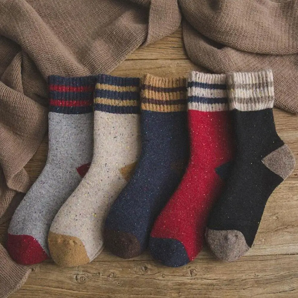 

Thick Terry Wool Socks Women for Autumn and Winter with Striped Dotted Yarn Warm Christmas Socks 092904