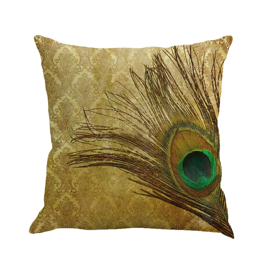 Персиковый декоративный чехол для подушки с изображением павлиньих перьев
