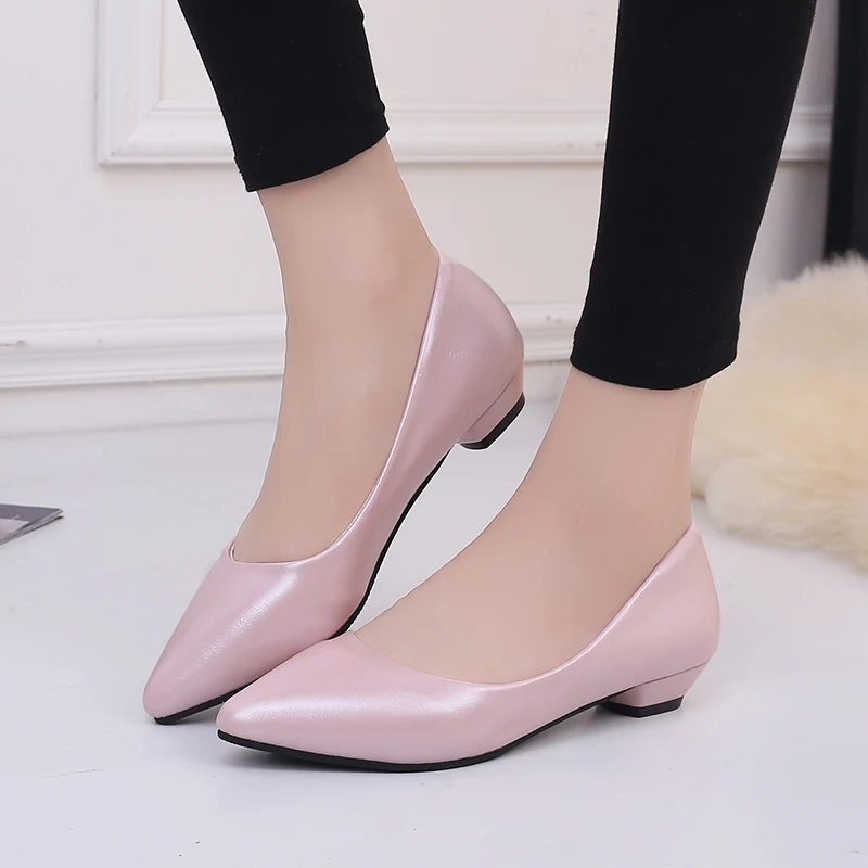 Женские туфли без шнуровки заостренный носок низкий каблук топ сайдеры офисная