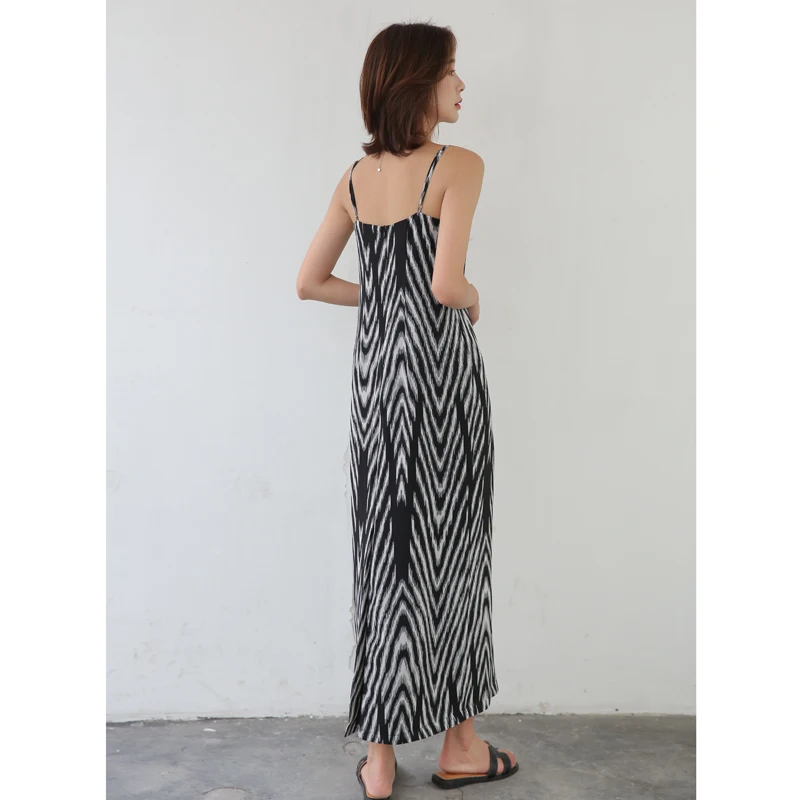 Модное женское летнее платье повседневное облегающее в полоску вечерние миди