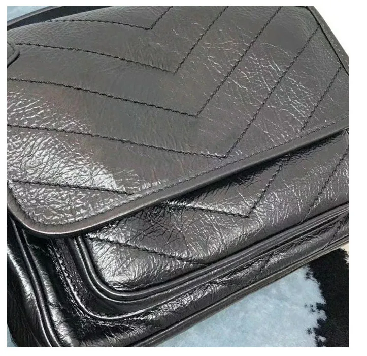 Женская сумка мессенджер из натуральной кожи с V образным вырезом|Сумки ручками| |