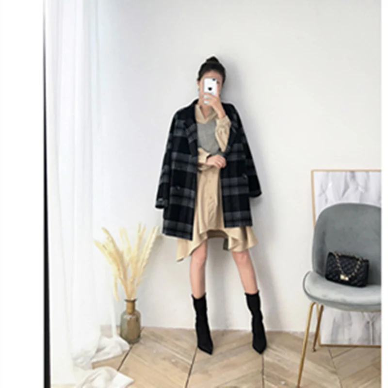 Новое зимнее женское осеннее двубортное пальто в клетку с v-образным вырезом