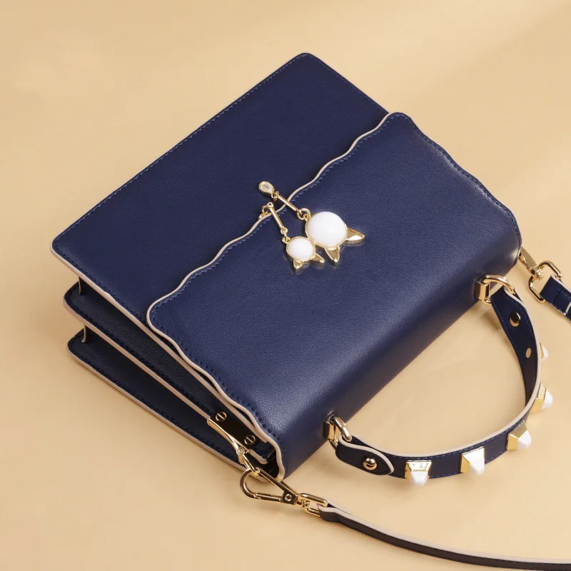 

New fashion high-quality genuine leather handbags Korean style cover-style women's shoulder bag Messenger bag
